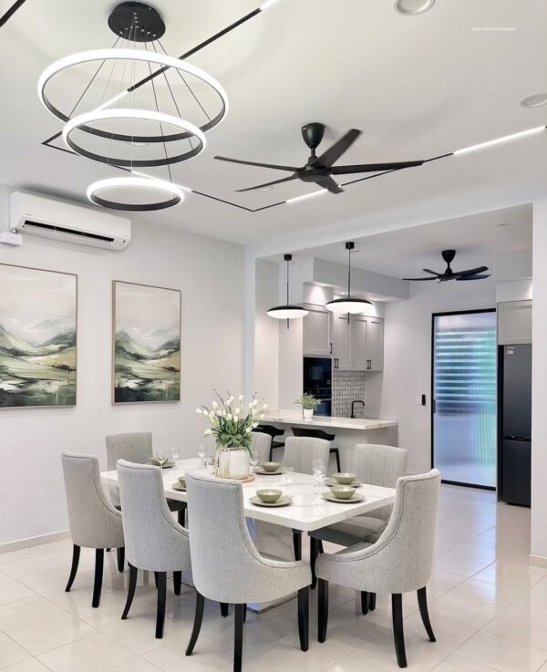 8 seater wooden dining set - Image 2